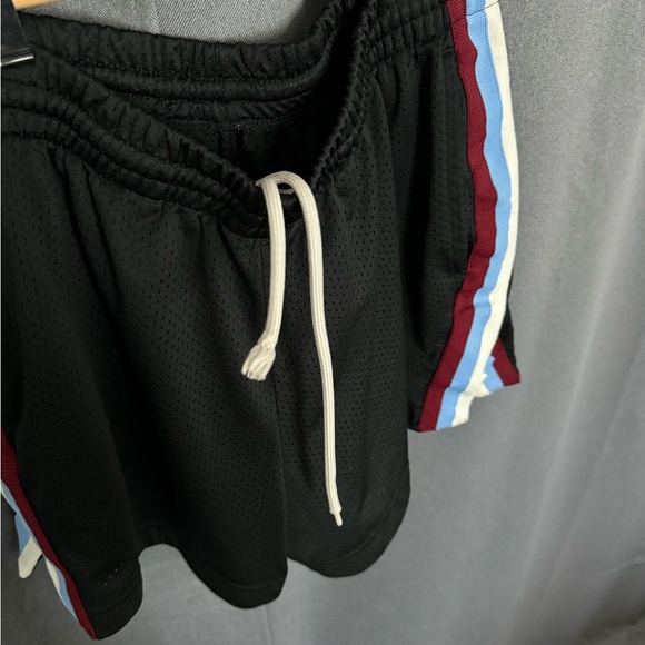 Urban Outfitters Teddy Rugby Shorts - Picture 3 of 3